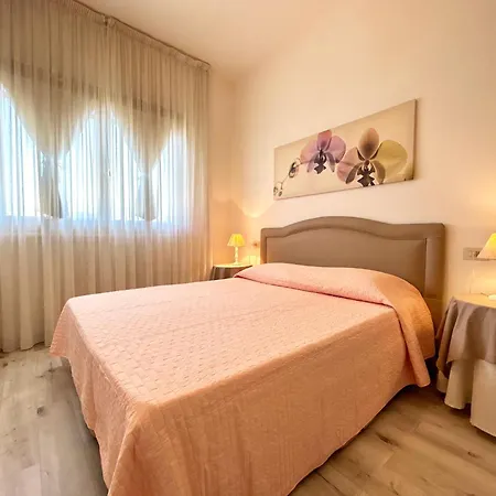 Stefano By Interhome פורטה דיי מארמי