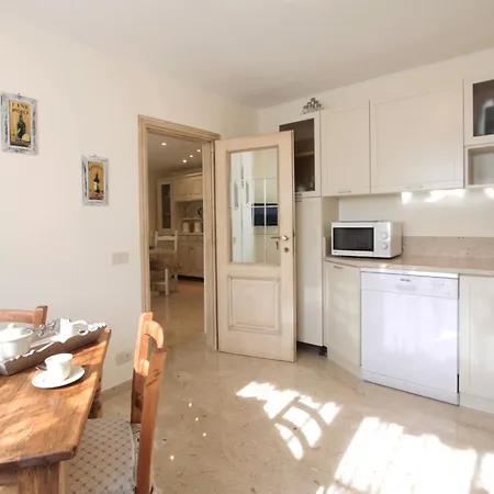 Stefano By Interhome וילה פורטה דיי מארמי